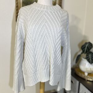 Crew Neck Chunky Knit Sweater Cream A New Day Long Bell Sleeve Size Large NWT